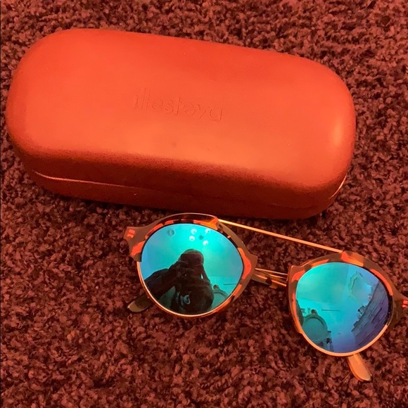 Illesteva Accessories - Milan 4 illsteeva sunglasses